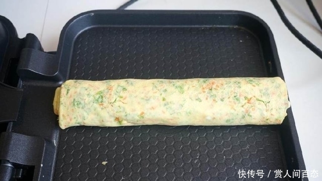 碰上|当鸡蛋碰上这两东西,滚在一起卷一卷,清香无比,比寿司好吃营养