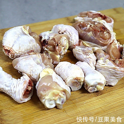 土豆|#一口新年味，全家享佳味# 黄焖鸡