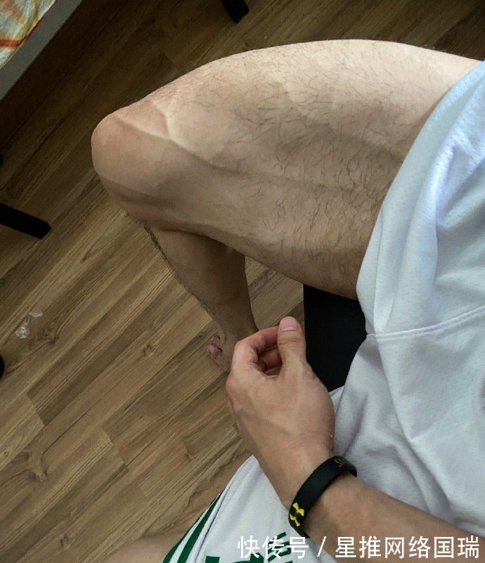 健身房|麒麟臂健壮如腿,胸肌咄咄逼人,啤酒火锅没在身上留一点痕迹!