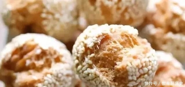 两根紫薯,不用面粉,软滑香甜,好吃不上火,一次就能吃10个