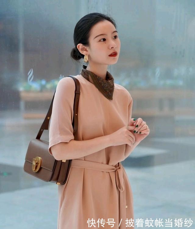 阔腿裤 今秋火了一种风格,叫“温柔风”穿搭,时髦气质,充满高级感!