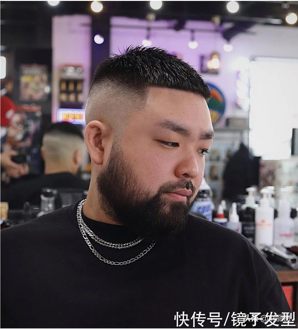 飞机|男发别乱剪，这才是当下的主流发型，锅盖头飞机头全在其中