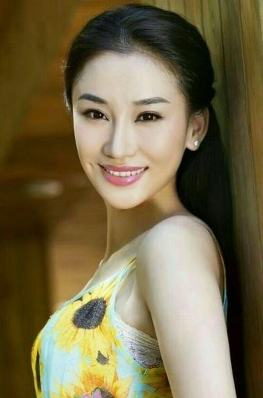 朱子岩端庄漂亮优雅 最具气质狙击手美女 快资讯 朱子岩端庄漂亮优雅 最具气质狙击手美女 快资讯