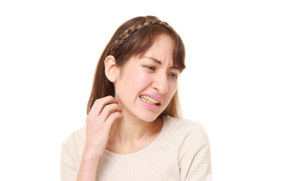 风险|头发染什么颜色，过敏风险最小？做好皮肤测试，才能放心染发