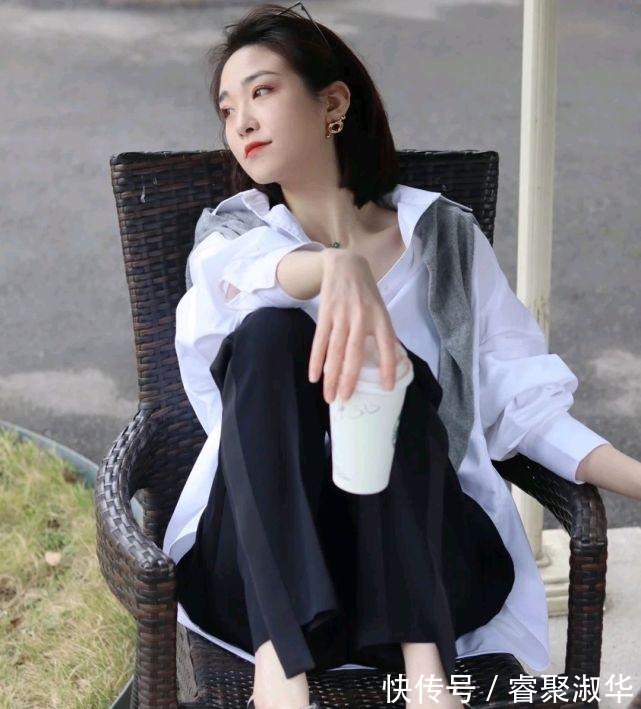 极简|拒绝太过花哨的穿搭,极简风穿搭就很高级,简约又不失温柔