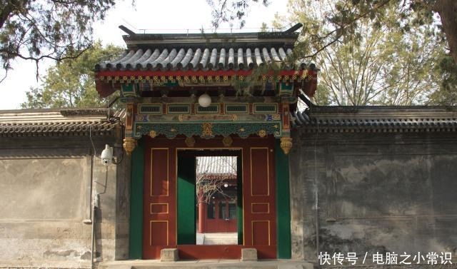 晚年郭沫若,更应同情而非嘲笑!临终前一句话,真正回归书生本色!