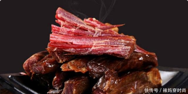 奢侈|中国最奢侈4种街边小吃,切糕上榜,图5月薪过万也吃不起!