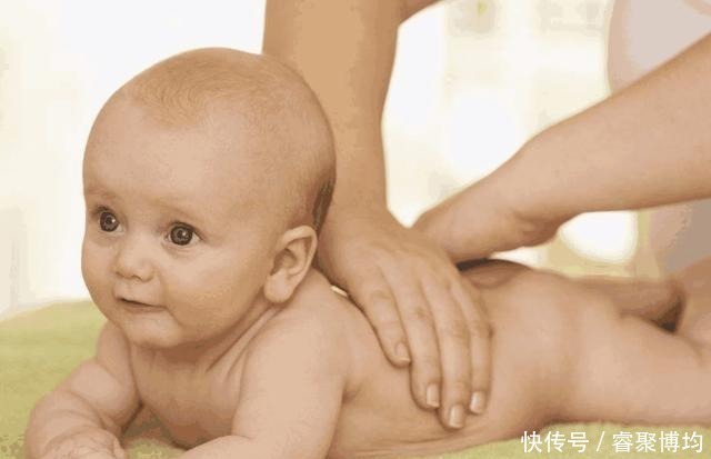 口腔|小孩嘴里有异味,其实来源不是口腔而是胃,证明孩子脾虚积食了