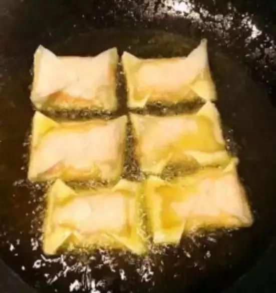 南瓜新做法,不做南瓜饼,不做南瓜馒头,越吃越想吃,做法超简单