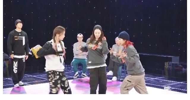 《RM》宋智孝全昭旻的破格舞蹈，金钟国又被智秀迷住了