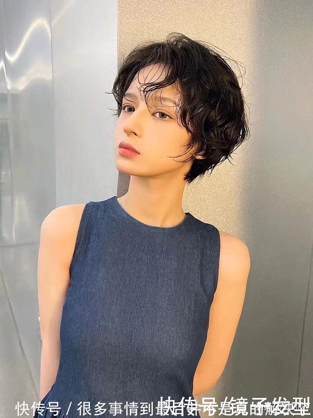 更上一层楼 羊毛卷已过时,22款当下流行发型送给大家,直接剪就对了