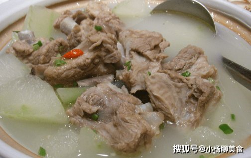 错误|炖排骨汤,多数人易出错的3个操作!肉质腥柴不鲜嫩,别乱炖汤了