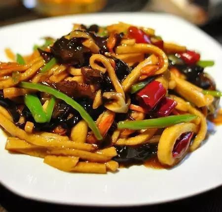 辣子鸡|百吃不腻的几道下饭菜，比饭店还好吃，朋友吃了直夸赞！