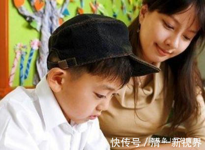 产房|妈妈生二胎离世,4岁女儿在产房外不肯走,她打开小手医生哭了