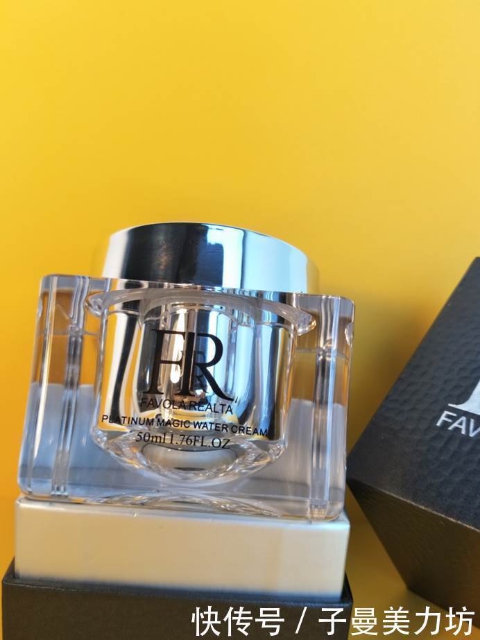 紧致感|干性皮肤适合用什么抗皱护肤品?2021年保湿抗皱护肤品排行榜