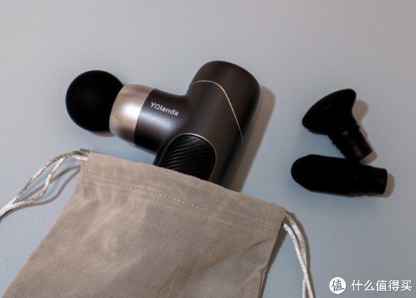 筋膜枪|Q妈爱种草 篇二十四：百元价位的筋膜枪能用吗~健身小白的筋膜枪初体验