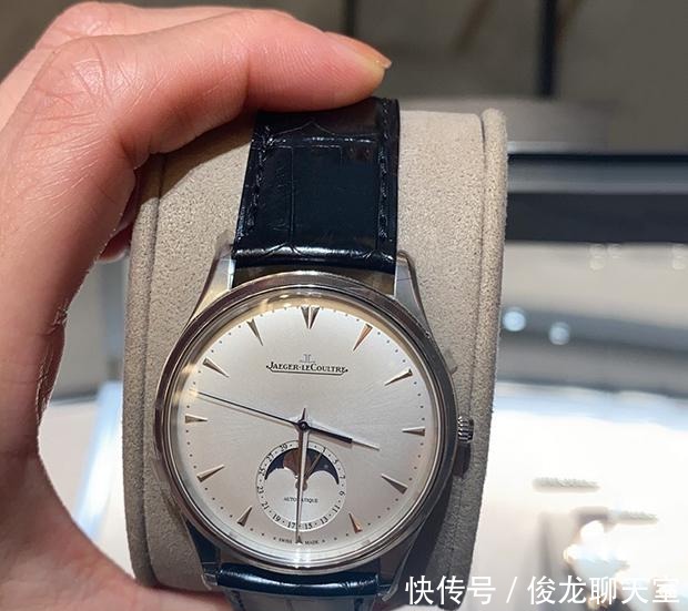 正装|积家月相大师属于什么级别的表？适合什么人佩戴，夏季男士正装表