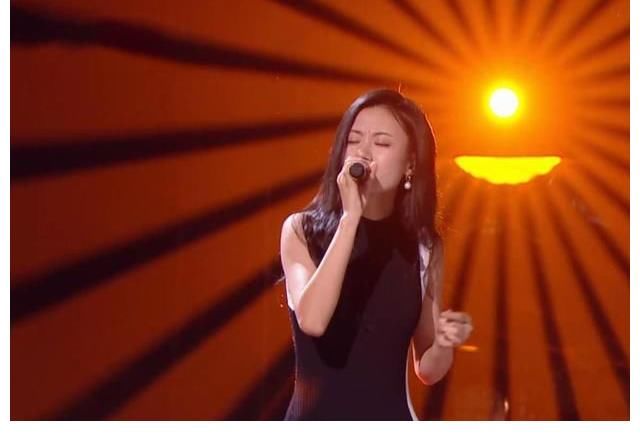 好声音|《中国好声音2021》伍珂玥，从小热爱音乐，还上过央视春晚？