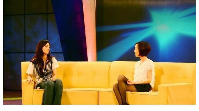 51岁的鲁豫就是牛,从容淡定,玩转人生