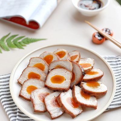咸蛋黄叉烧肉|咸蛋黄叉烧肉