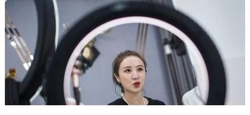 国货|9万台5分钟抢空，薇娅又将小众国货带火了，原来地球仪还能这么玩