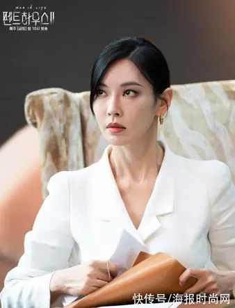 又做作又瘋批的“仿版Jennie”參加戀愛綜藝，本來是想吐槽的……