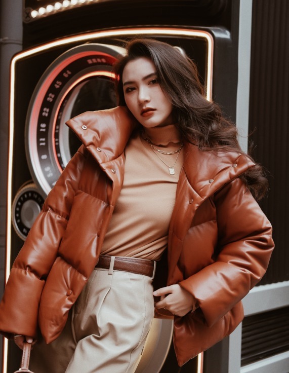 小姐姐|羽绒服怎么穿才时髦?建议“越短越好”,160cm小个子有救了