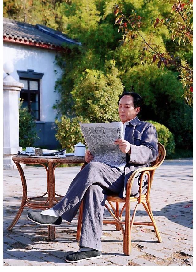 央视《香山叶正红》热播,唐国强等主演显老态,特型演员青黄不接
