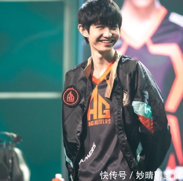 复活甲|职业选手的手速有多快商城秒开秒关,03秒极限换复活甲