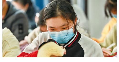 女孩|18岁女孩查出幽门螺杆菌1900，医生：3个异常提醒你，该除菌了