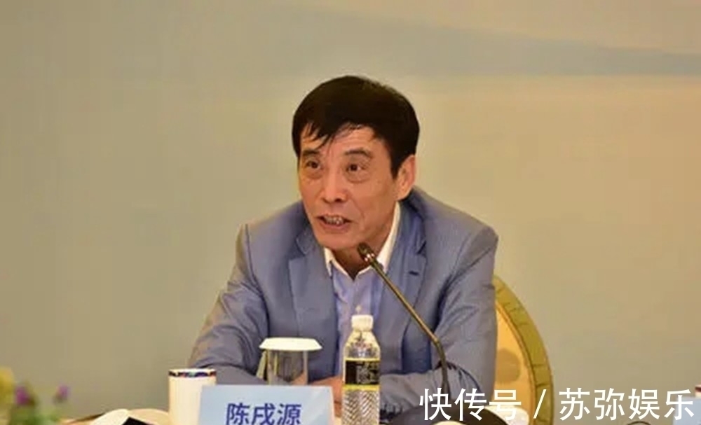 主力|从替补到主力,球迷要求李霄鹏国足换掉此人:再上场球队还会输