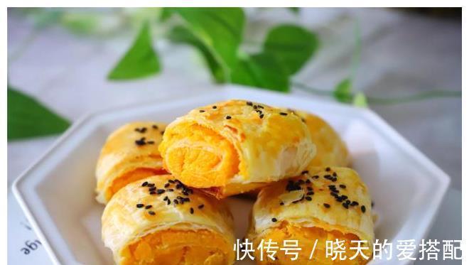 红薯新吃法，做成快手早餐饼，奶香十足，咬一口酥掉渣，真过瘾