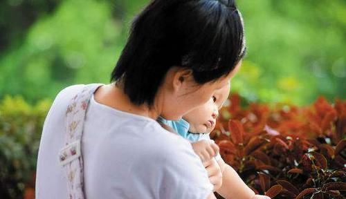 药物|1岁半宝宝出生时很健康,却因妈妈这一“善举”患脑瘫,别大意