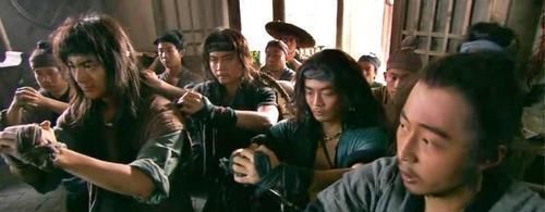 除掉|他轻松击败马超，刘备也只怕他，诸葛亮用计才把他除掉