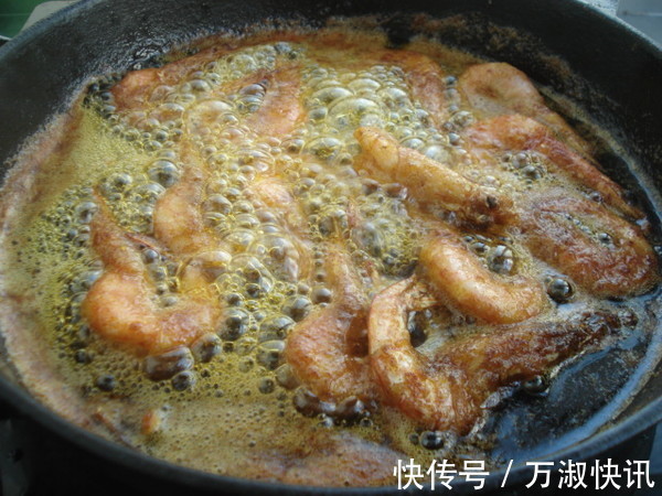 罗氏虾|换季心神不宁睡不好晚饭经常吃点它,镇静安神,和失眠说拜拜