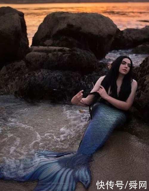 迪士尼公主|美国小哥哥cos迪士尼公主,想象中会很辣眼睛,竟然比动漫还美