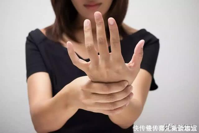 医生|25岁女孩突然间手麻,医生:这个决定救了她一命