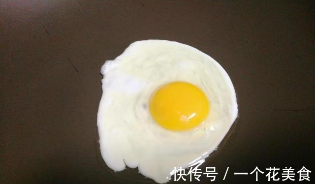 吴妈|学生早餐，5分钟教你在家做一道简单健康又营养的三明治百吃不厌！