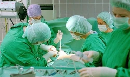 字条|“不管是不是男孩,都保我”产妇进手术室前的字条,让人心酸