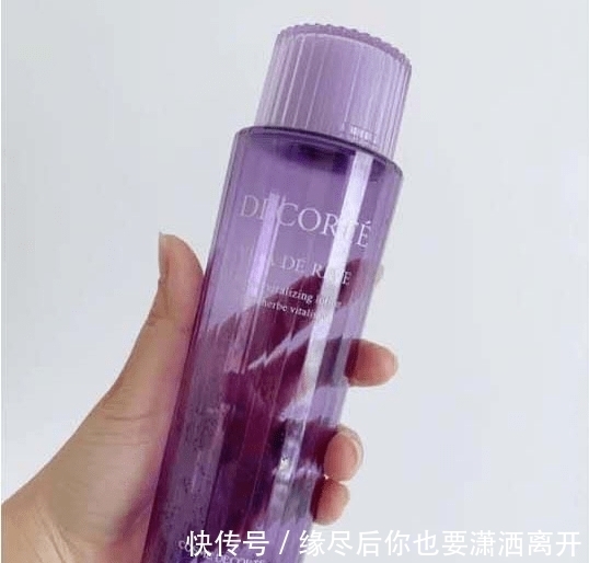 肌肤|4款热门的爽肤水测评:恢复肌肤活力,晚霜修复,促进细胞更新