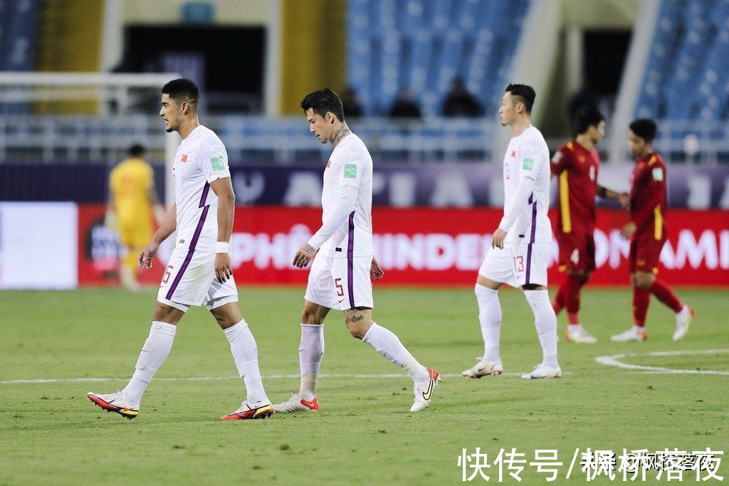 亚洲杯|上场30分钟导演3球大逆转！中国21岁小将闪耀亚洲，充满灵性