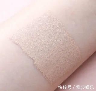 实用妆教贴夏日画“小雏菊妆”让你颜值加倍