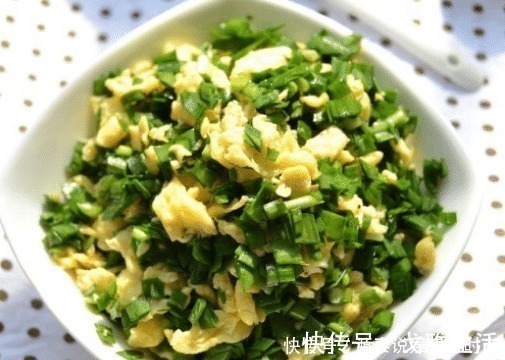 调韭菜鸡蛋馅时，最忌放这2种料，却有很多人爱放，难怪饺子不香