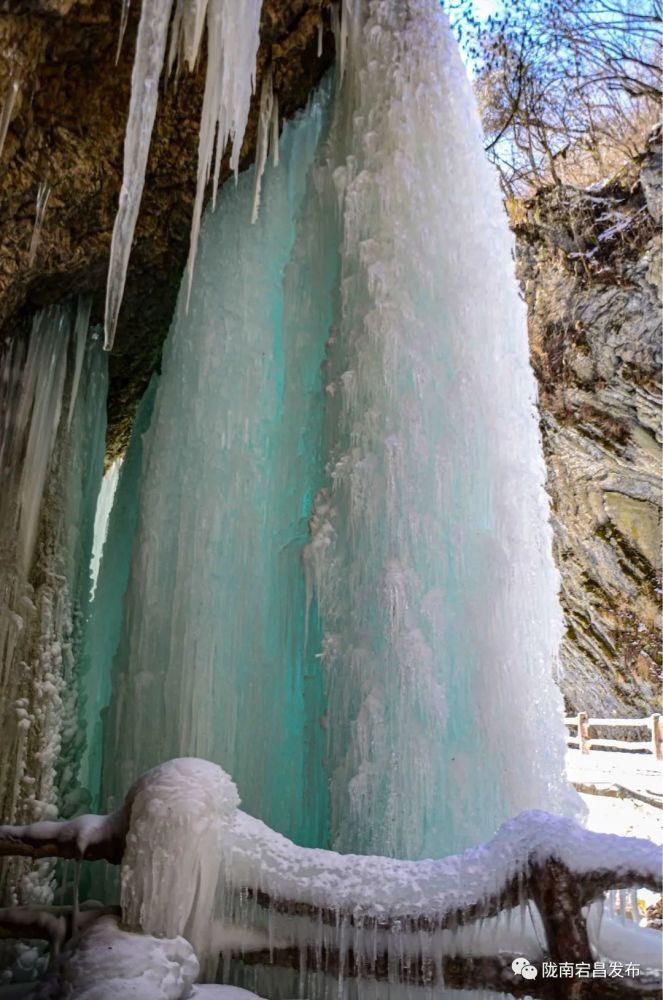 等你，在撩人的冰雪世界里