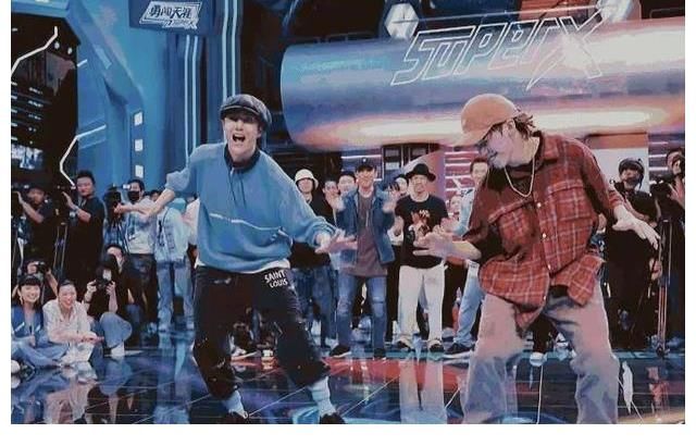 節目|競演綜藝爆發，實力和流量的較量