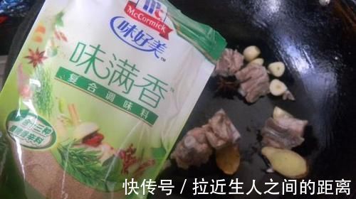 排骨|教你做一锅鲜做法，肉菜主食一锅端，排骨软烂不塞牙，快来试试吧