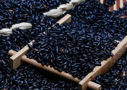 开心果|女人怀孕后，平时多吃4种食物，或能促进胎儿脑部发育，预防贫血