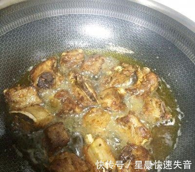 酥脆|这道酥脆孜然排骨,每天吃都吃不够!这道酥脆孜然排骨,每天吃都吃不够!