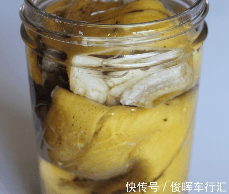 香蕉皮,天然钾肥,用对方法养花,有营养、能驱虫、清洁叶子