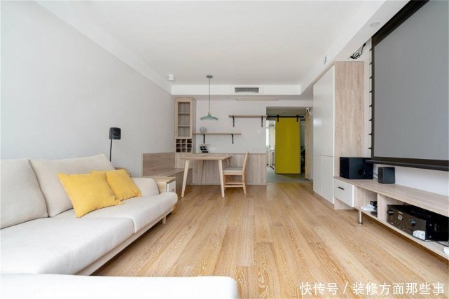 主卧|75平日式风二居室,g景的布局,让客厅开阔明亮起来感